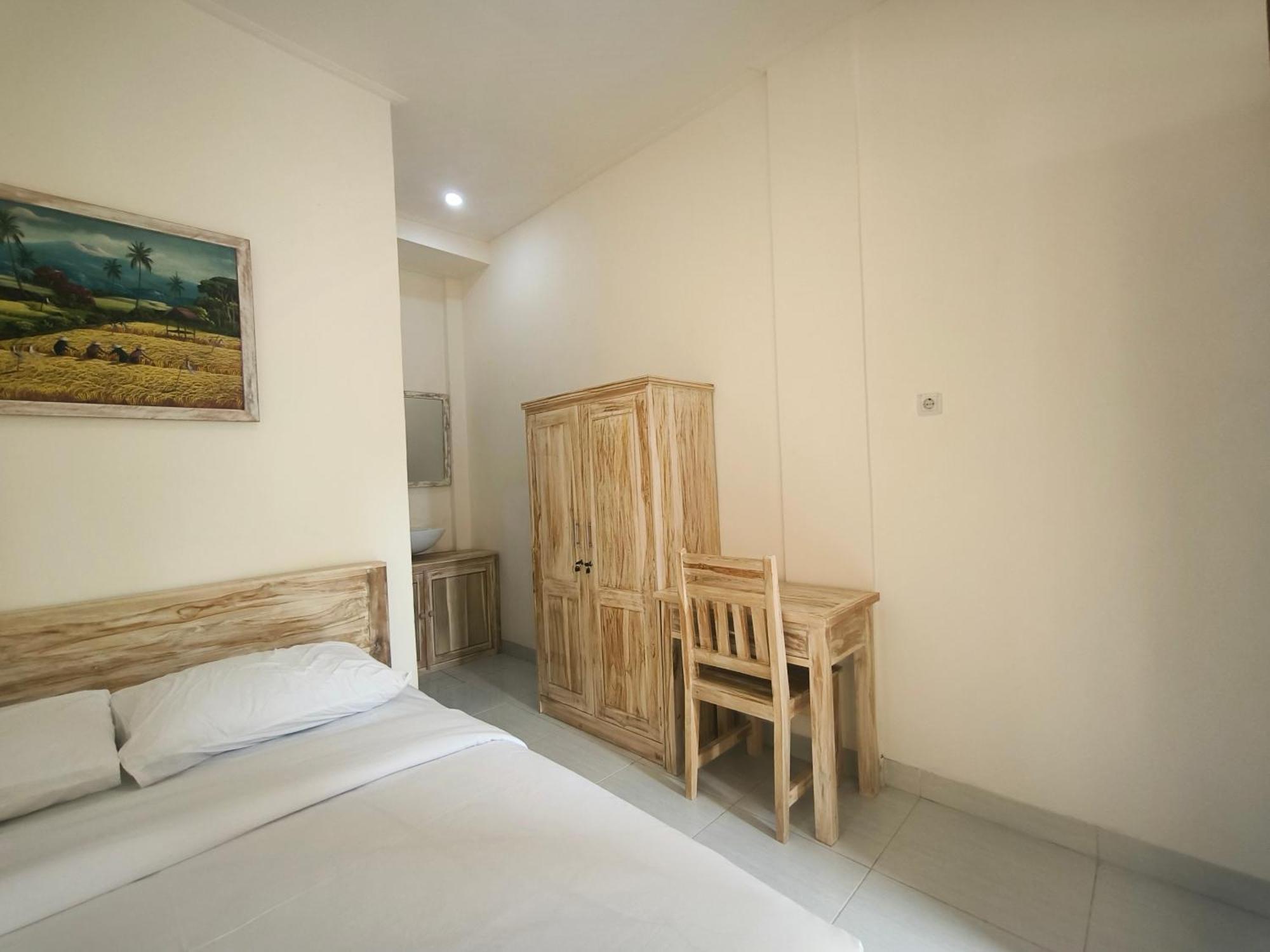 Ken Ken Guest House Seminyak  Ngoại thất bức ảnh