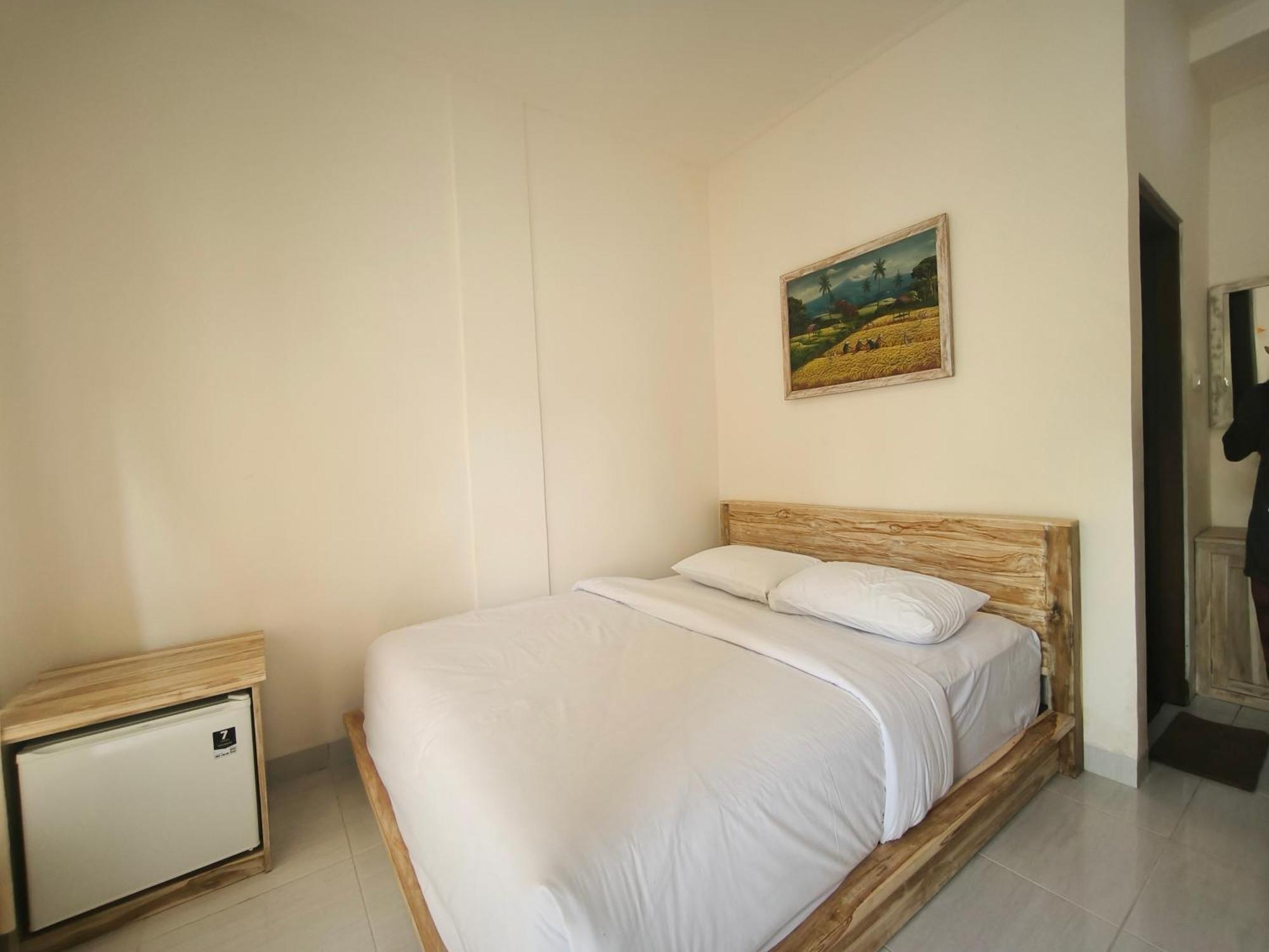 Ken Ken Guest House Seminyak  Ngoại thất bức ảnh