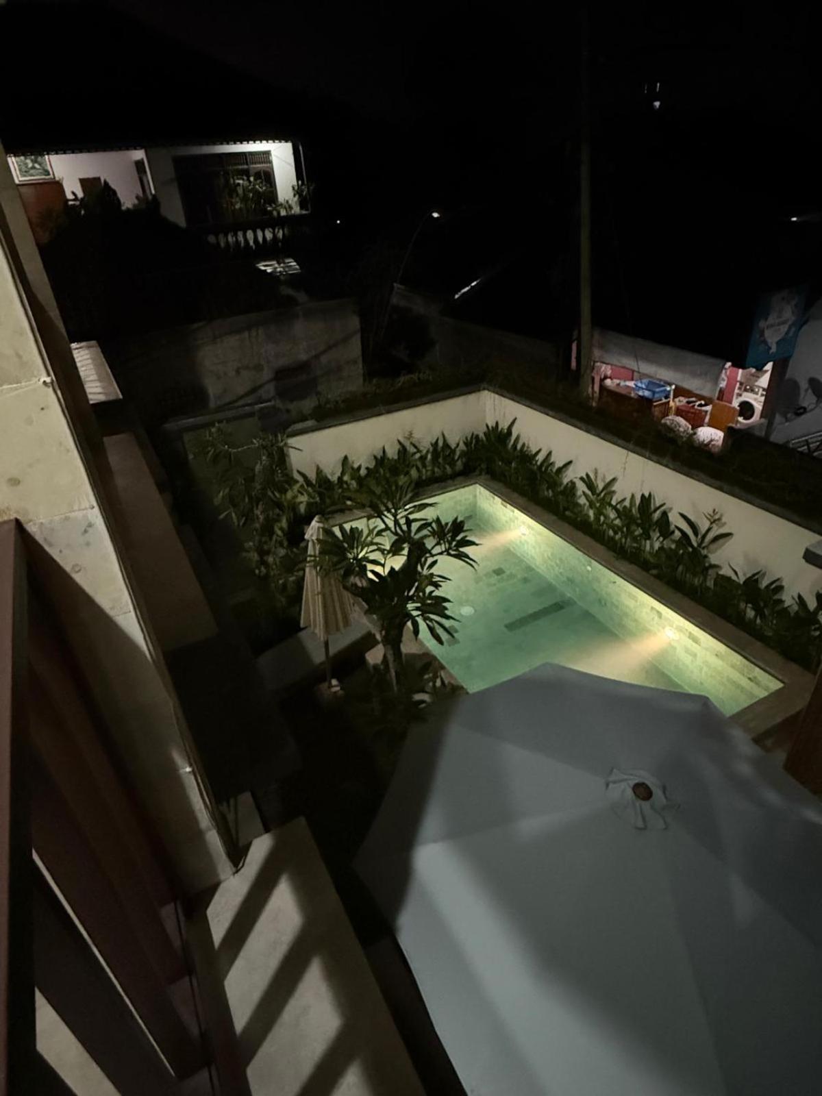 Ken Ken Guest House Seminyak  Ngoại thất bức ảnh