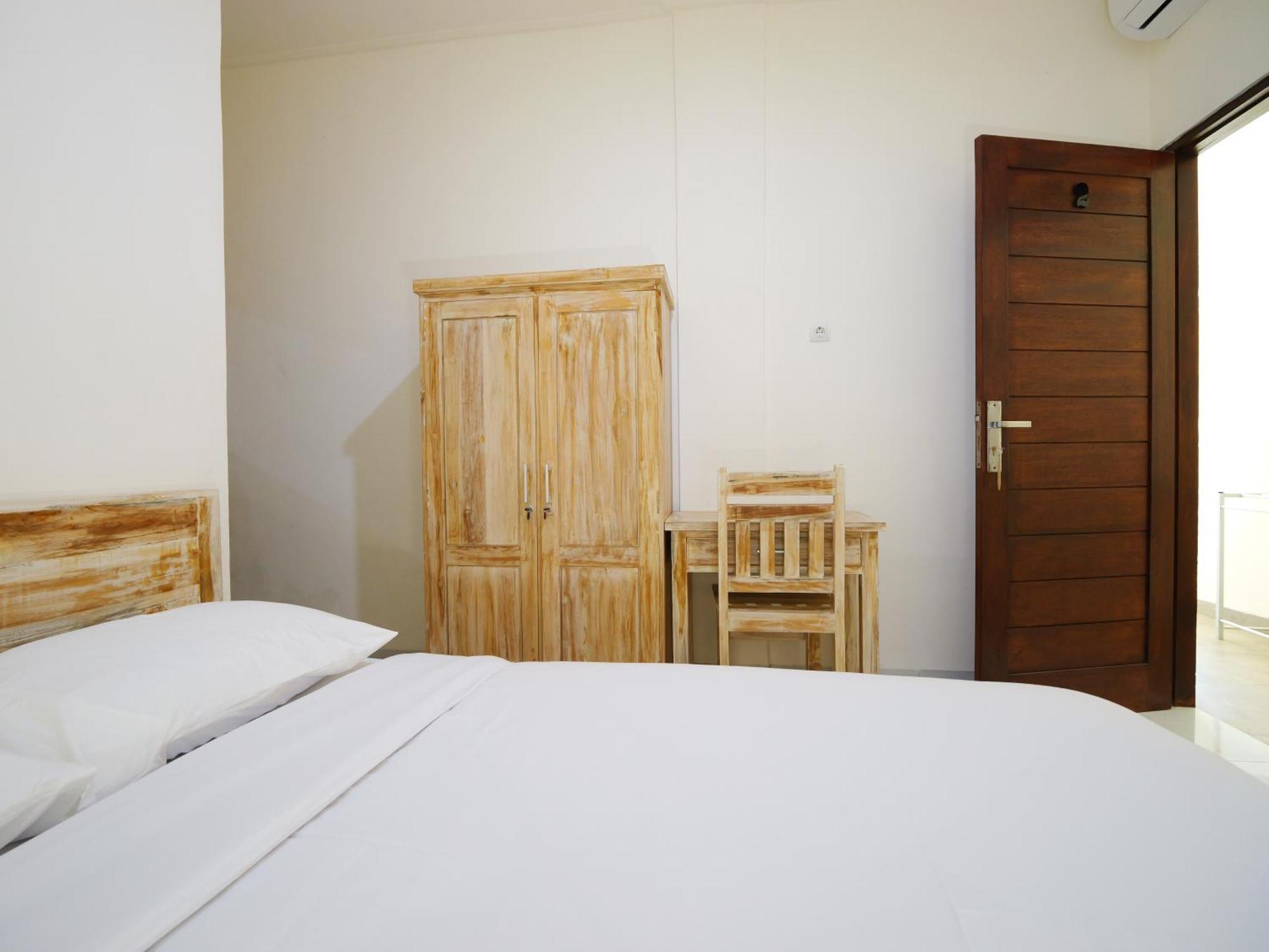 Ken Ken Guest House Seminyak  Ngoại thất bức ảnh