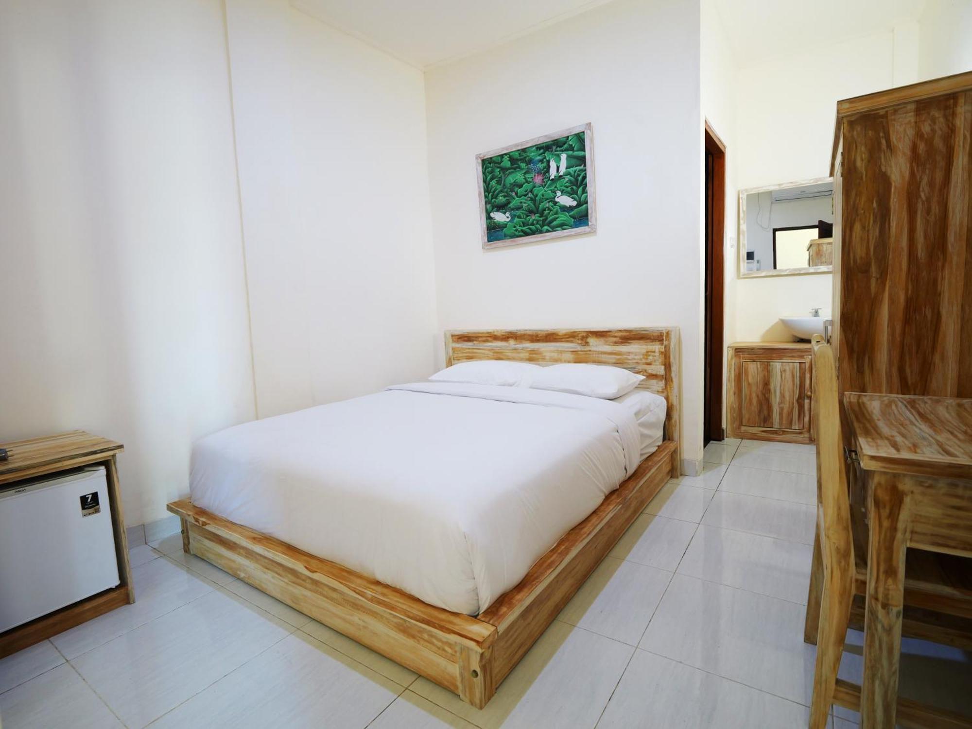 Ken Ken Guest House Seminyak  Ngoại thất bức ảnh