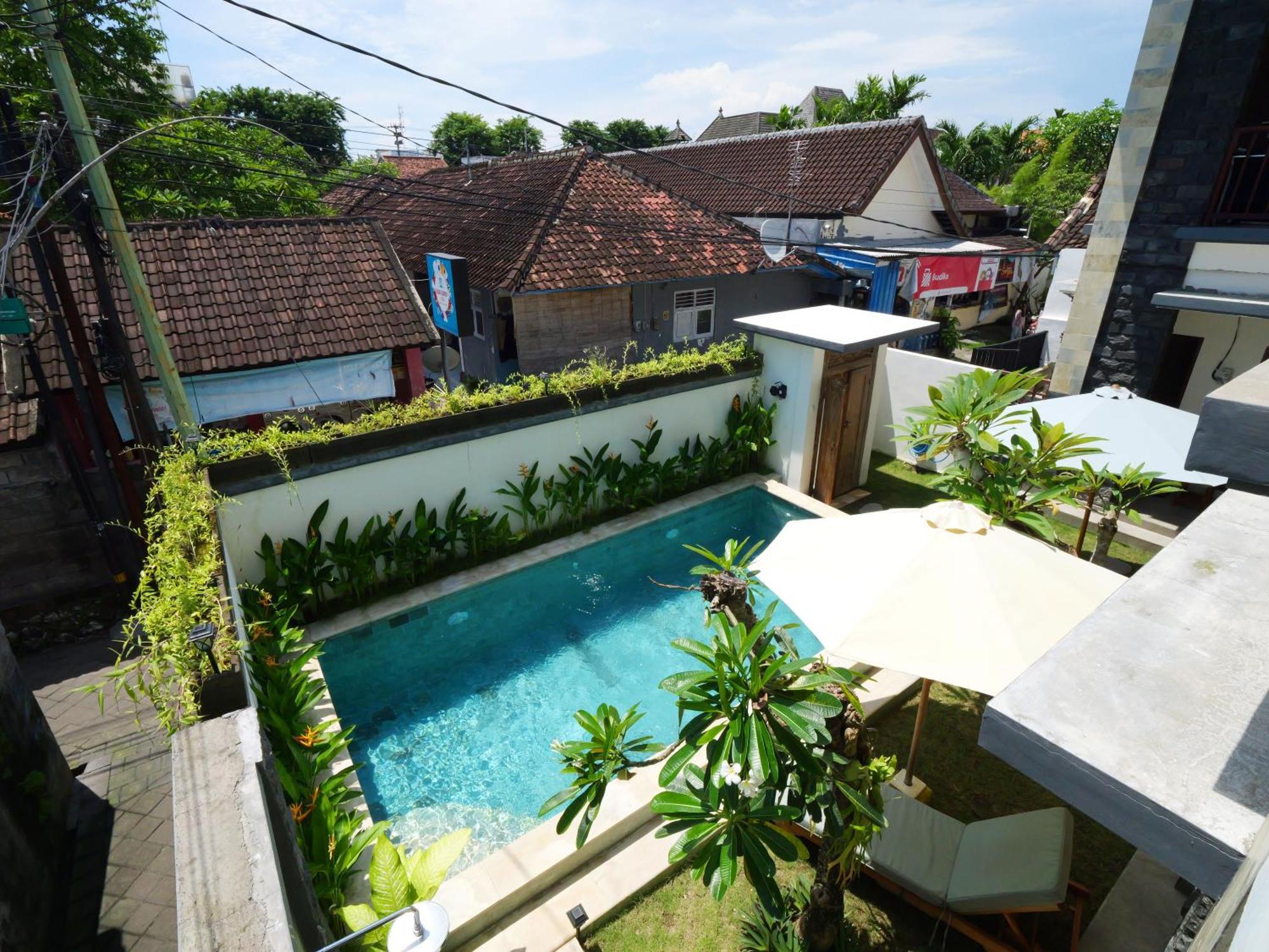 Ken Ken Guest House Seminyak  Ngoại thất bức ảnh